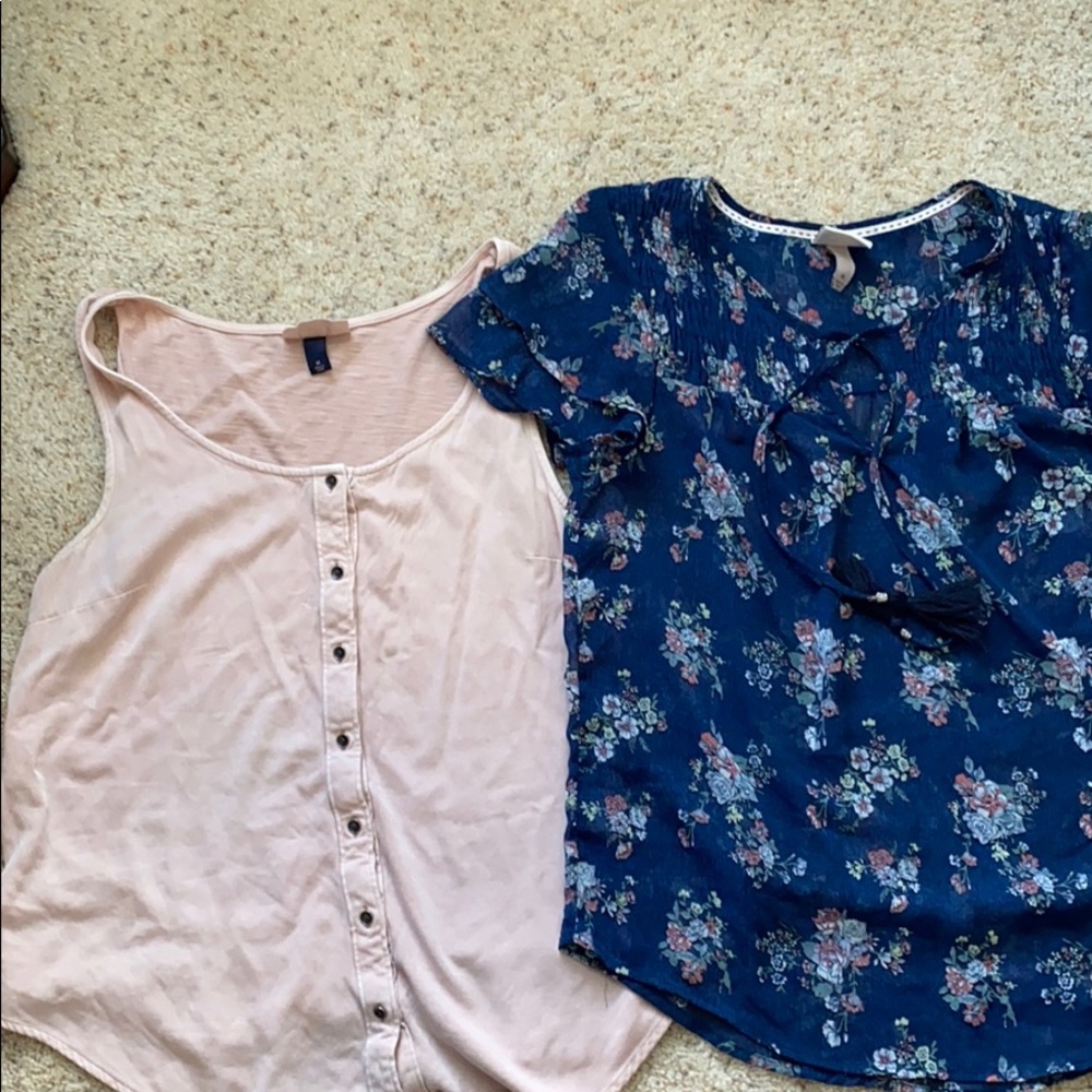 🔥🔥3/$20 sale 2 shirts from Target